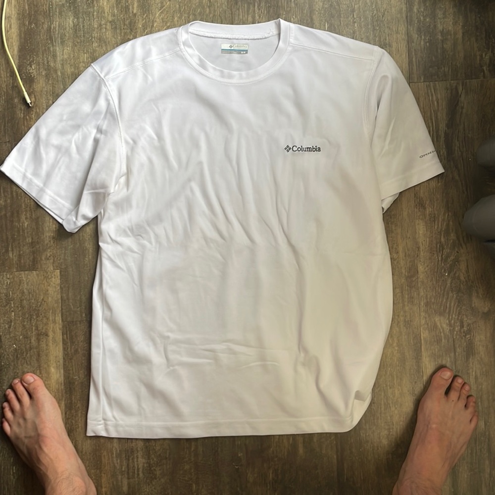 Columbia athletic shirt